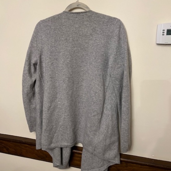 Ann Taylor 100% cashmere gray waterfall cardigan L Large - Picture 3 of 3